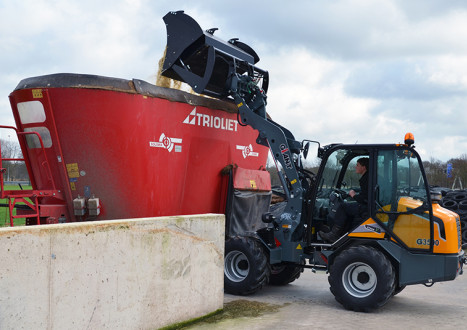 Giant G3500 Z-BAR med redskab – producentfoto 1